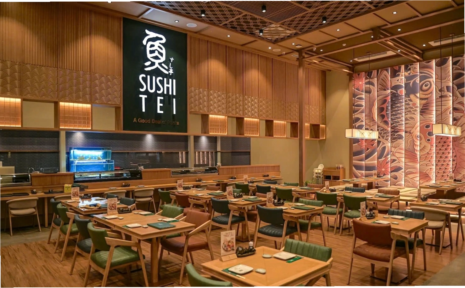 Không gian bên trong nhà hàng Sushi Tei sang trọng và ấm cúng
