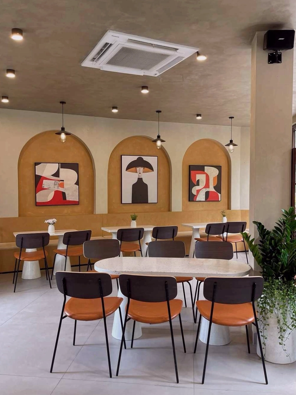 Không gian bên trong Quán Si Mê cafe