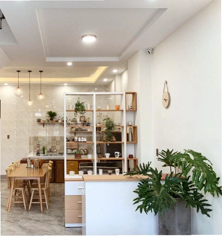 Không gian bếp với thiết kế đèn dây mây độc đáo