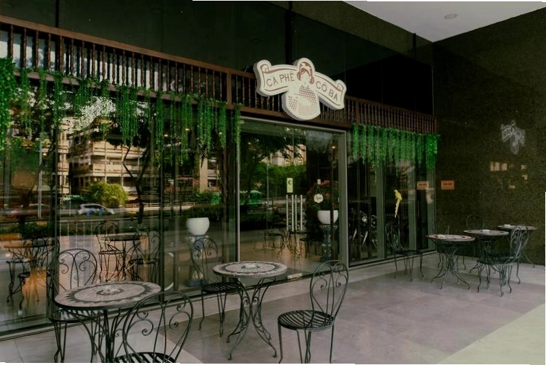 Không gian cổ điển tại Cà phê Cô Ba Đồng Khởi