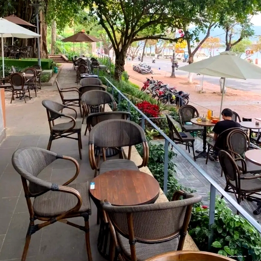 Không gian đẹp và yên tĩnh tại The Books Garden