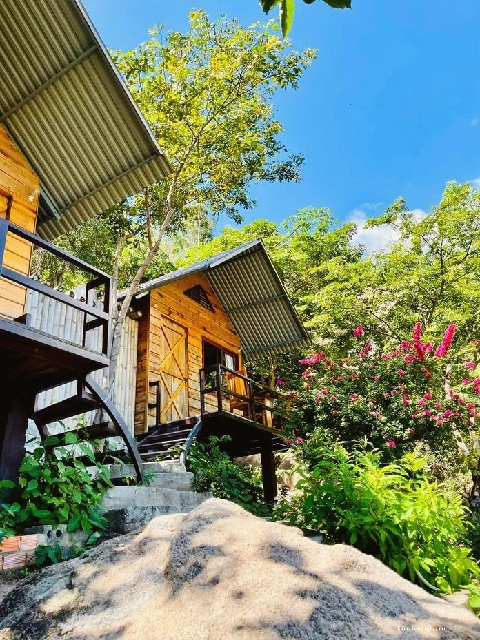 Không gian homestay Cam Ranh gần gũi với thiên nhiên