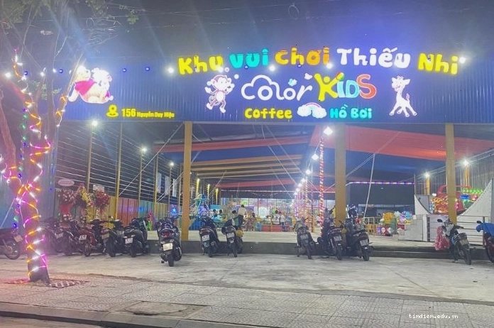 Không gian khu vui chơi trẻ em kết hợp cafe