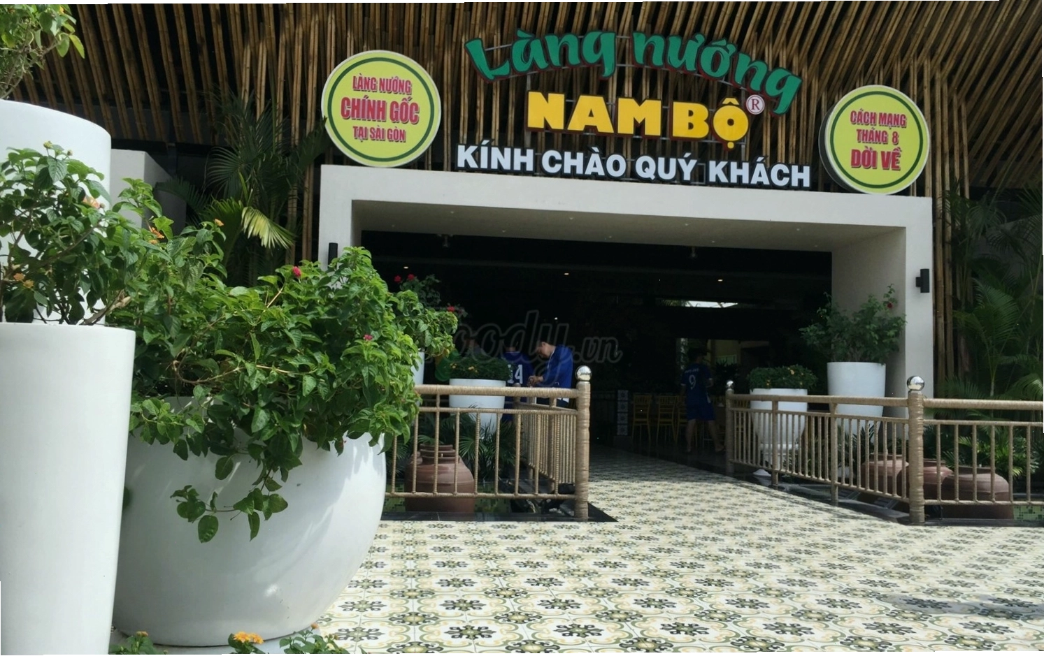 Không gian Làng nướng Nam Bộ ấm cúng