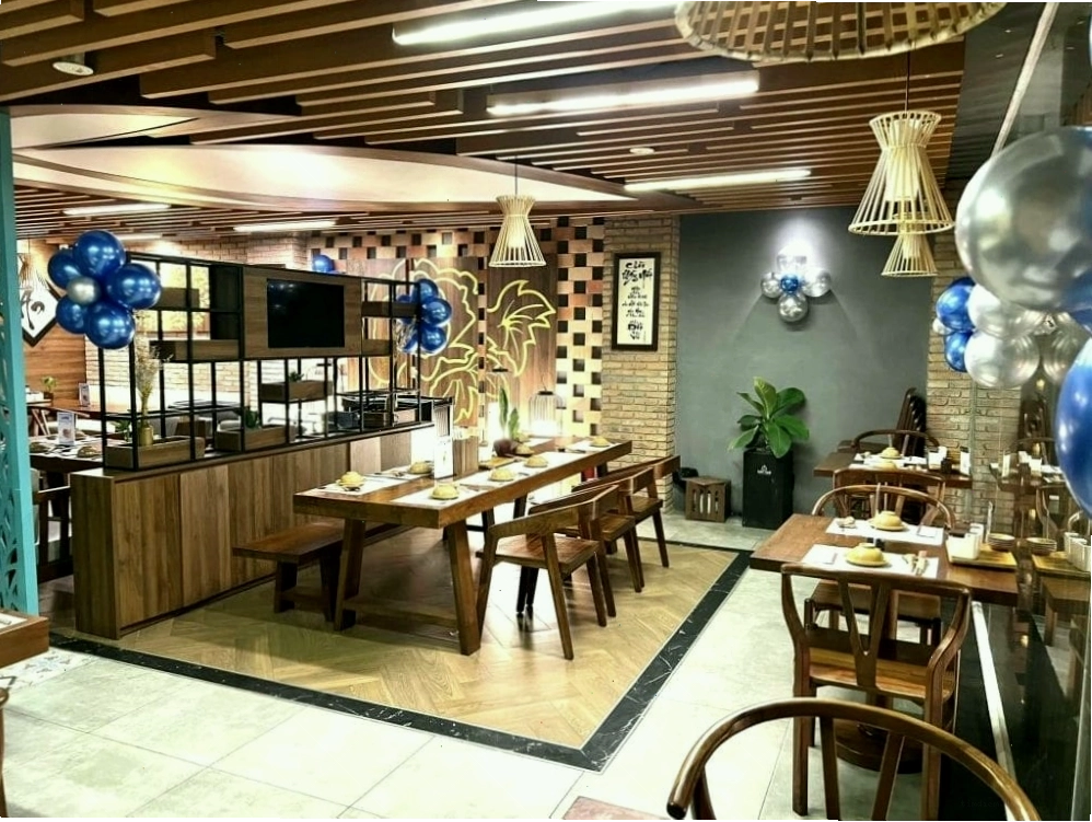 Không gian mộc mạc, gần gũi tại nhà hàng Chay Giác Ngộ