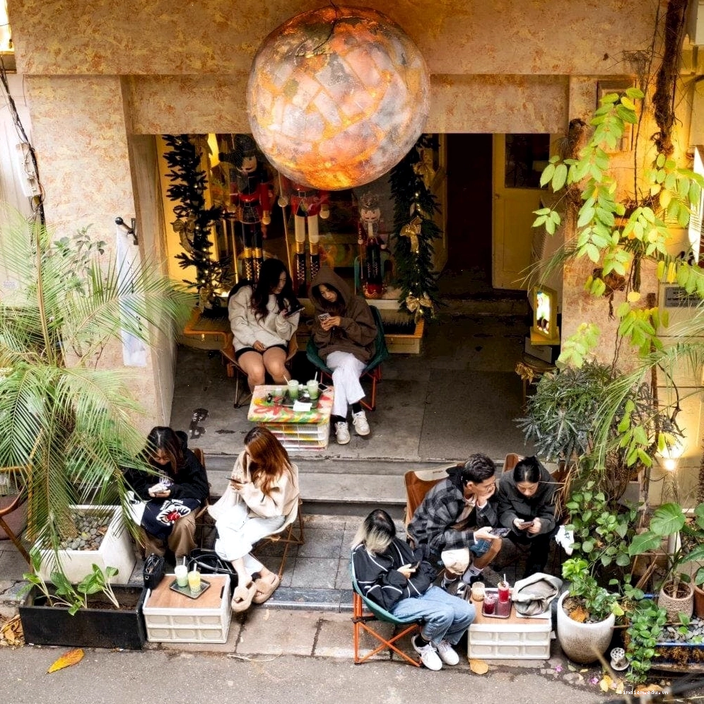 Không gian mộc mạc và yên bình tại Miên Man Cafe