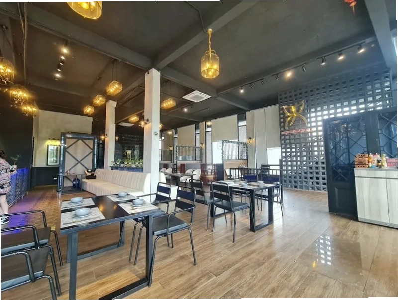 Không gian náo nhiệt tại Pattaya Chill Food & Beer