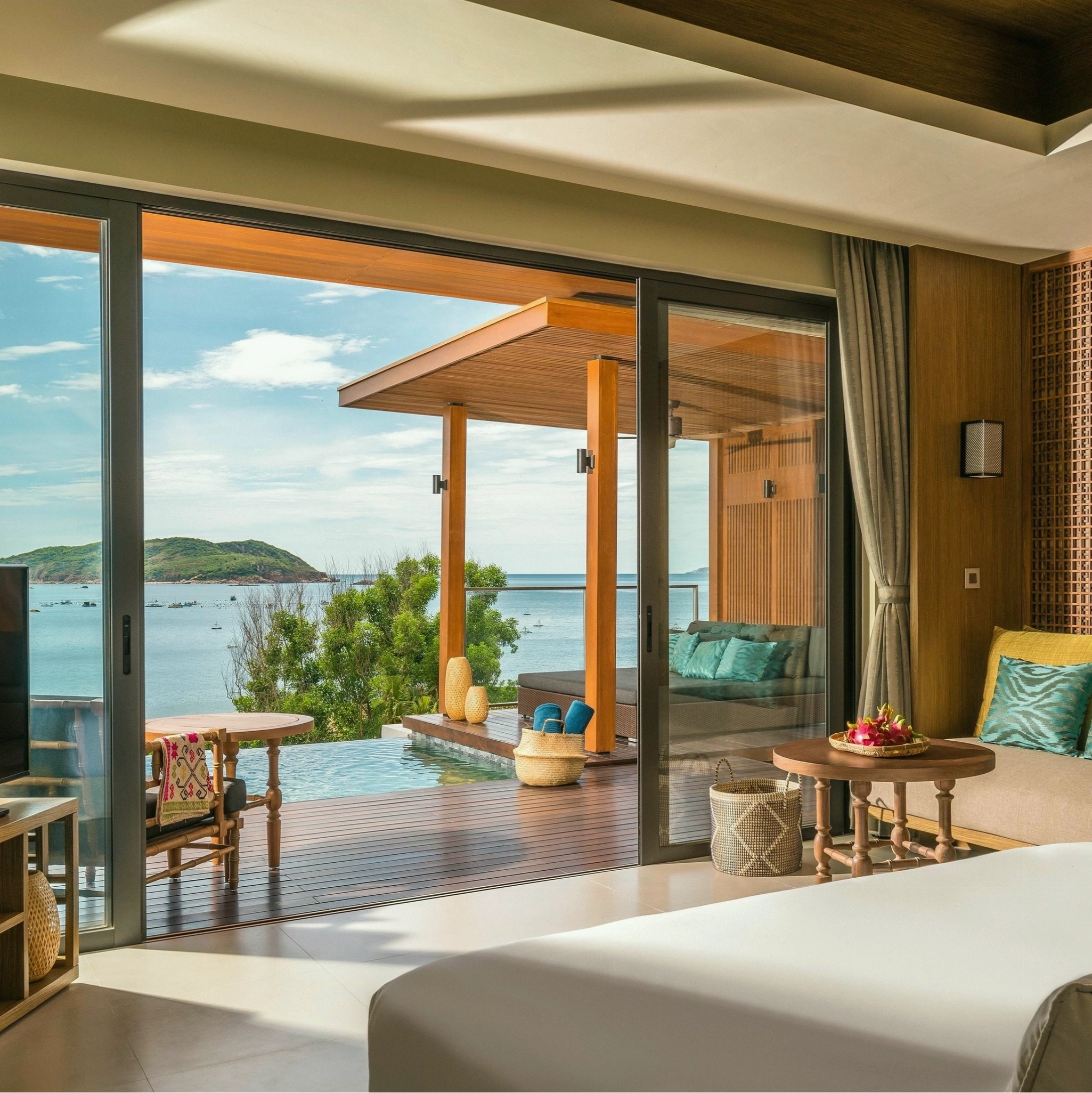 Không gian nghỉ dưỡng đẳng cấp tại Anantara Quy Nhon Villas với hồ bơi riêng và tầm nhìn biển