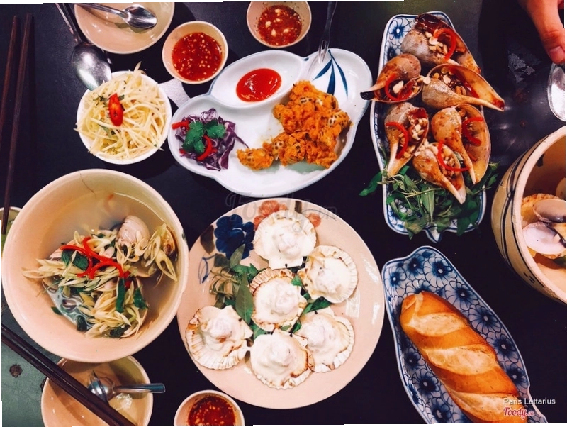Không gian nhà hàng Bà Cô Lốc Cốc