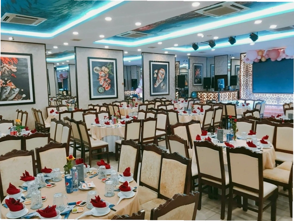 Không gian nhà hàng Biển Dương 6 với nhiều phòng riêng