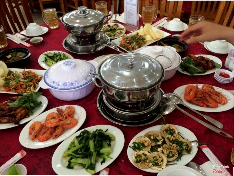 Không gian Nhà hàng Ngọc Phượng Mũi Né thích hợp cho các buổi tiệc