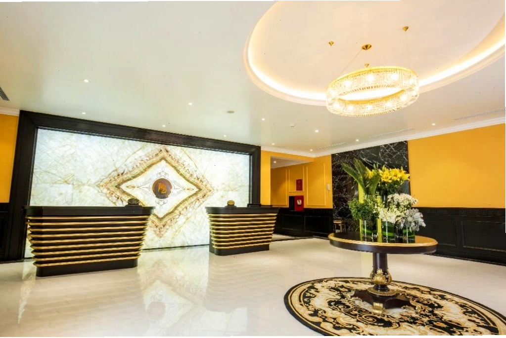 Không gian nhà hàng sang trọng tại BB Hotel Sapa
