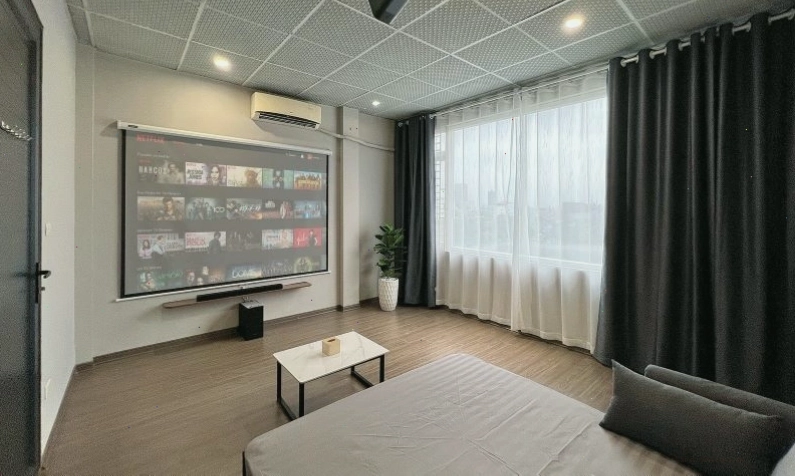 Không gian phòng chiếu hiện đại tại T-Box Cafe phim