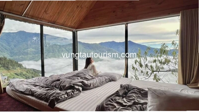 Không gian phòng nghỉ ấm cúng tại Homestay Tà Xùa Mùa Trứ
