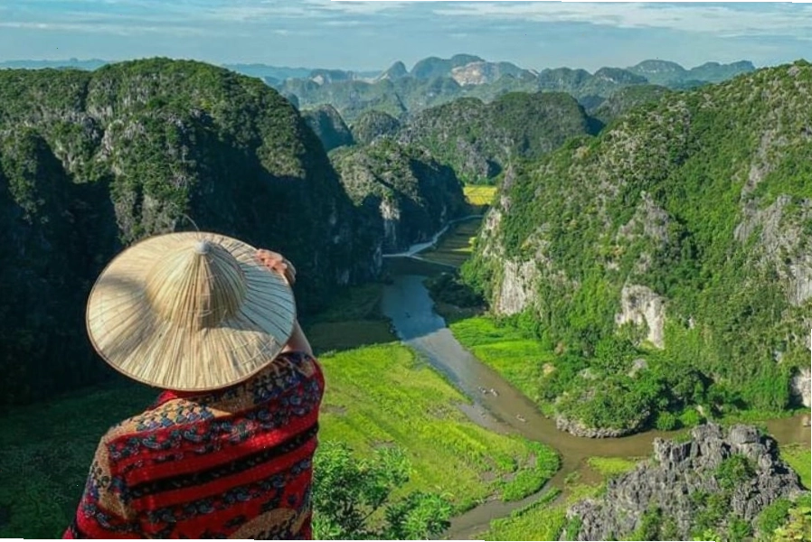 Không gian phòng nghỉ ấm cúng tại La Belle Vie Tam Coc Homestay