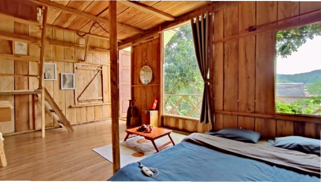 Không gian phòng nghỉ ấm cúng tại Tổ Chim Ri Homestay Măng Đen