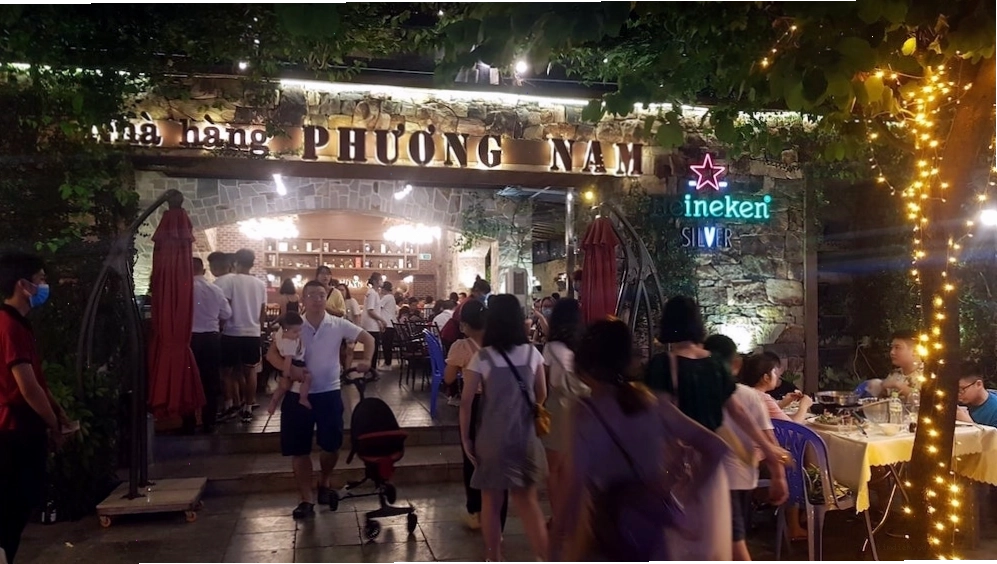 Không gian phòng VIP tại Nhà Hàng Phương Nam Hạ Long