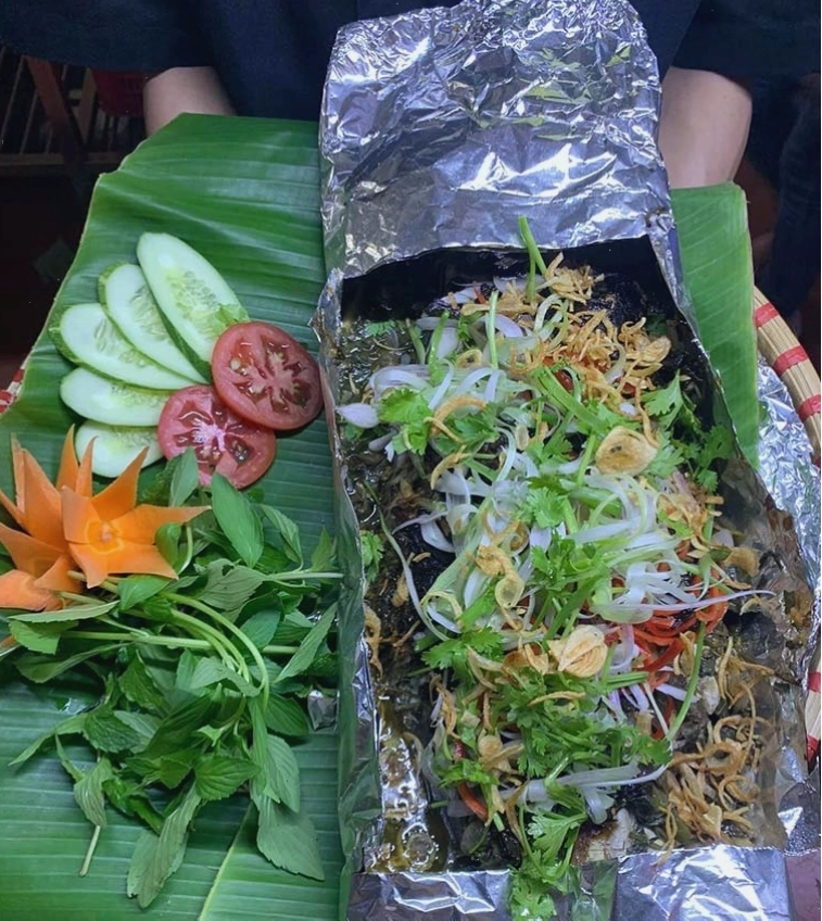 Không gian sang trọng của nhà hàng Điền Trang Hoa Mai