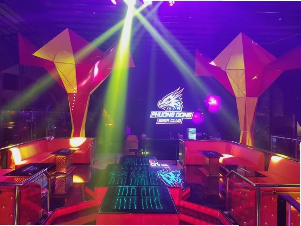 Không gian sang trọng của Phương Đông Beer Club