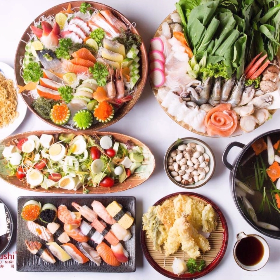 Không gian sang trọng tại Nhà hàng Triều Nhật Asahi Sushi