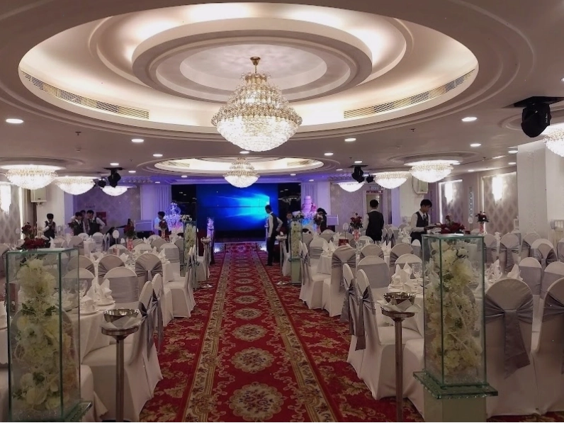 Không gian sảnh tiệc cưới sang trọng và đẳng cấp tại nhà hàng Glorious Quận 3