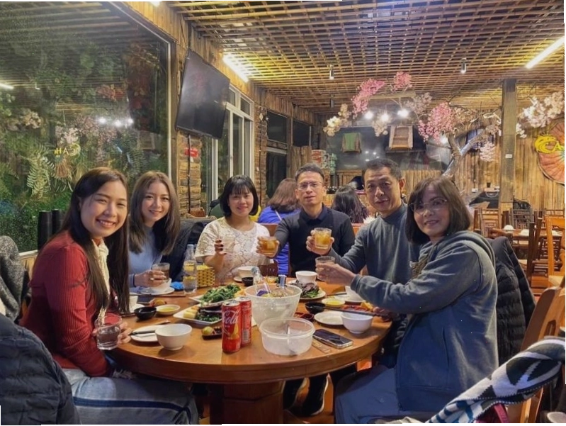 Không gian tại Nhà hàng Cá Hồi Vua Sa Pa