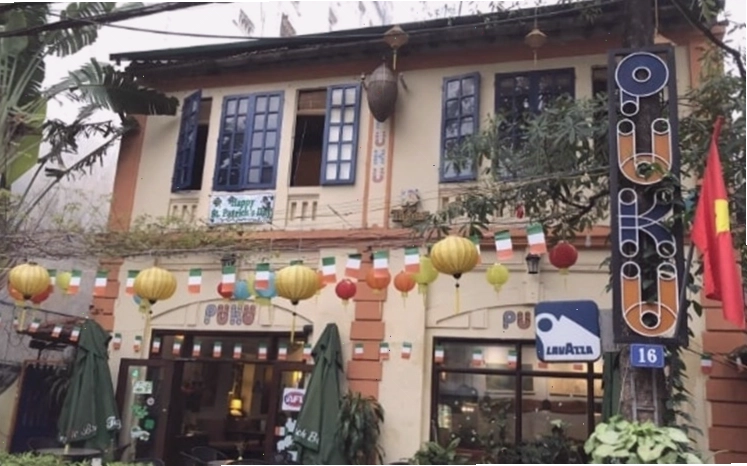 Không gian tại Puku Cafe & Sports Bar