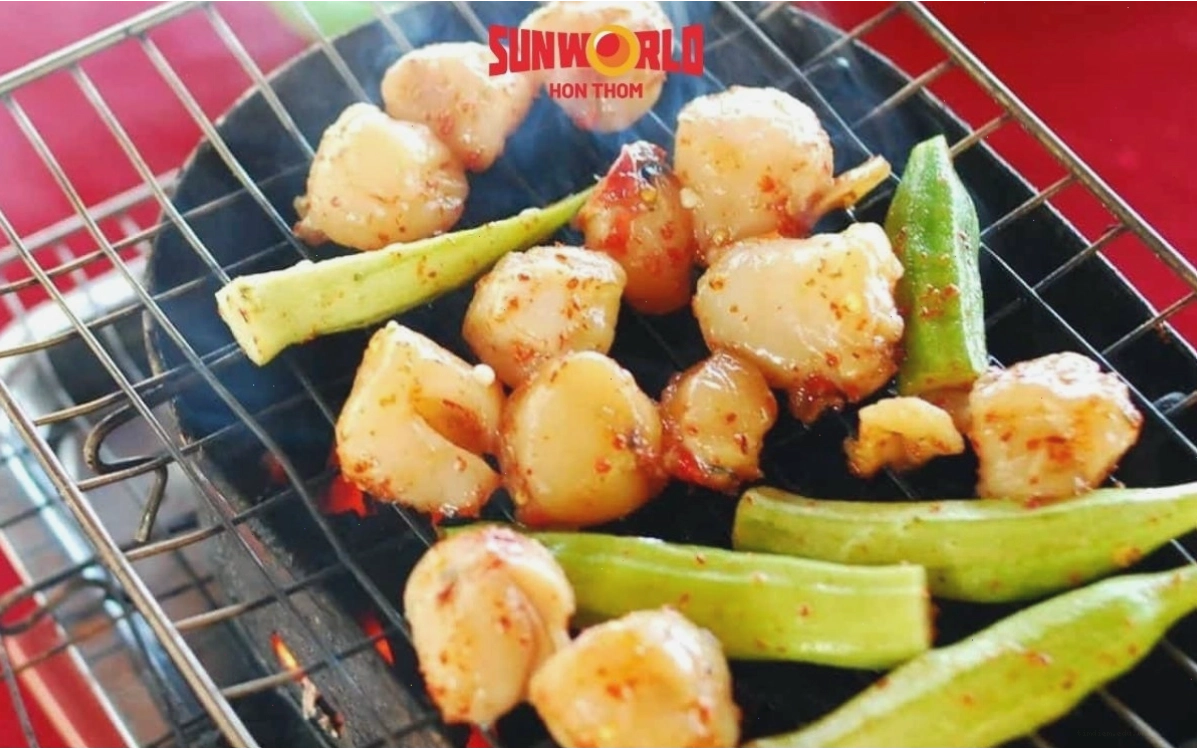 Không gian thoáng đãng tại Hải Sản Hòn Thơm