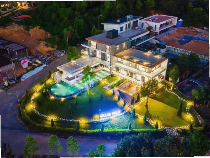 Không gian thư giãn bên hồ bơi vô cực tại Grand Villa Tam Đảo