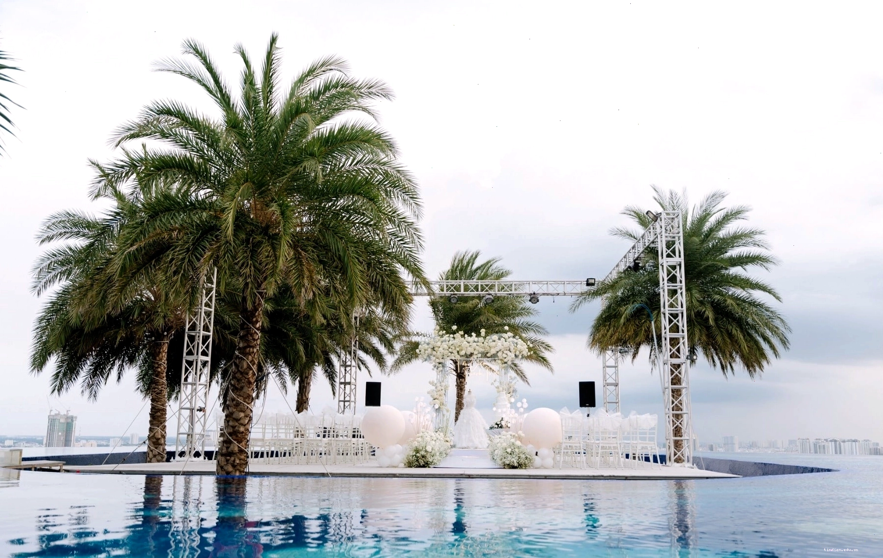 Không gian tổ chức sự kiện tại La Vela Saigon Hotel sang trọng và chuyên nghiệp