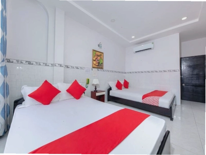 Không gian trang nhã tại OYO 828 Hoa Giay Hotel