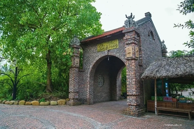 Không gian xanh mát bao quanh công viên nước Quảng Ninh Gate