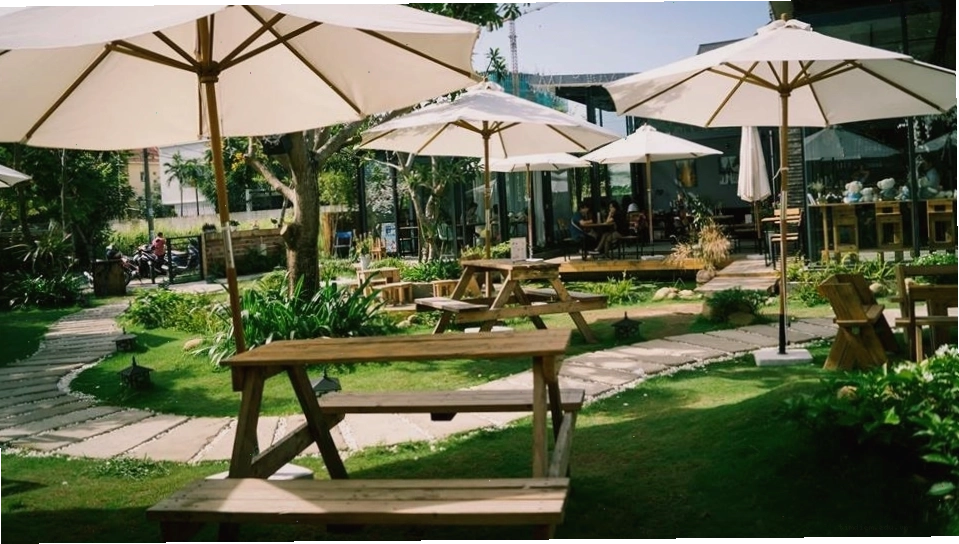 Không gian xanh mát của Green Garden Coffee
