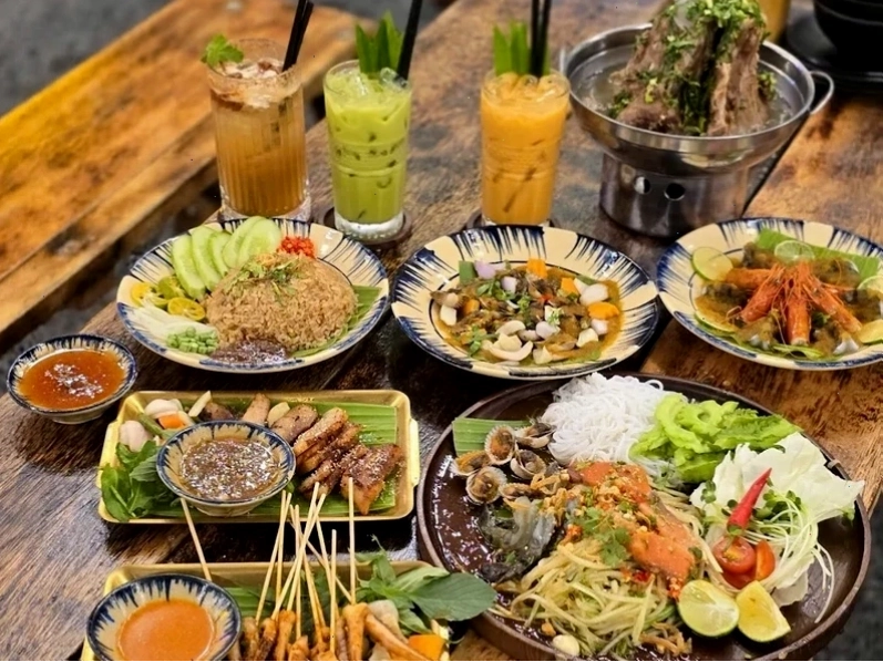 Không gian xanh mát của Vườn Thái