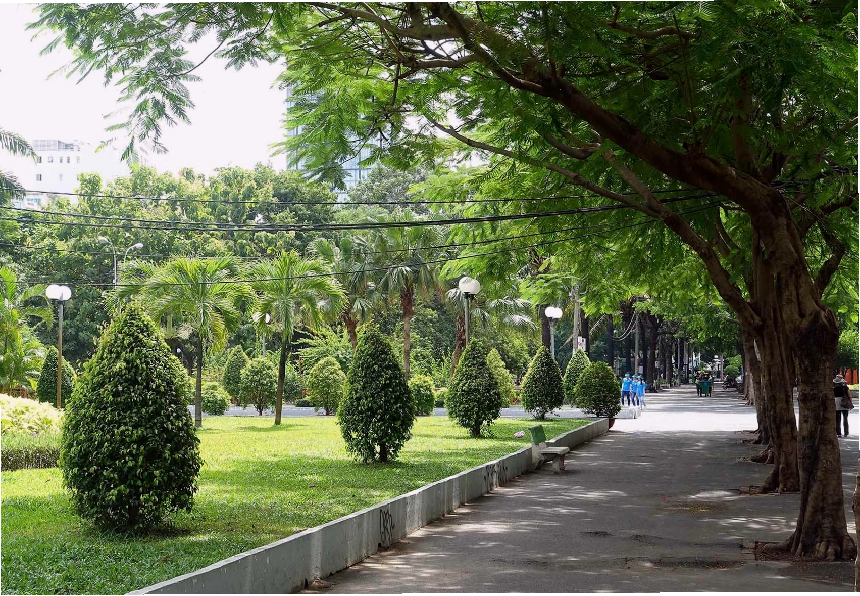 Không gian xanh mát tại công viên 23-9