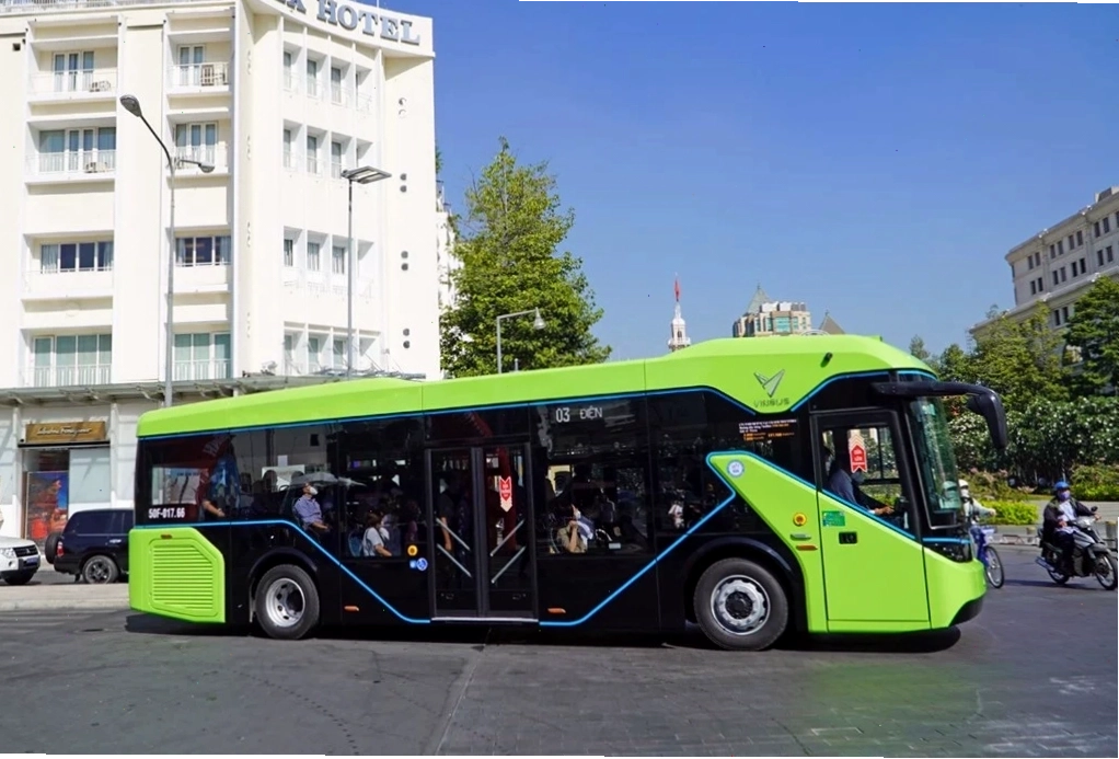 Không gian xanh mát và các tiện ích xung quanh biển nhân tạo