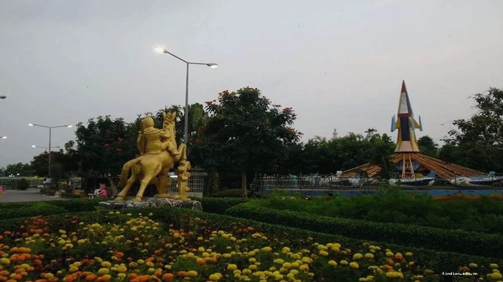 Không gian xung quanh Công viên Văn hóa An Hòa