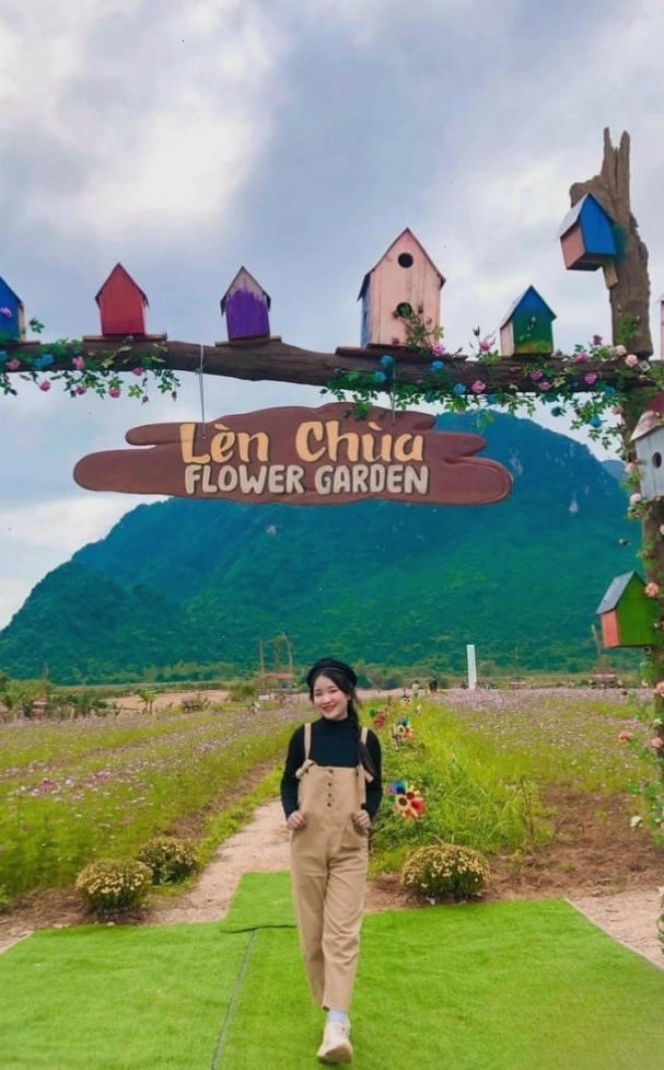 Khu du lịch Lèn Chùa Quảng Bình với cảnh quan sinh thái