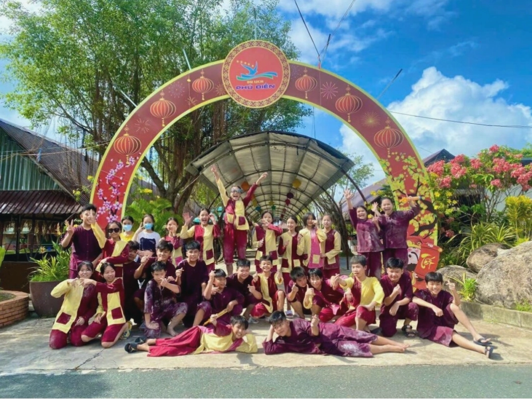Khu du lịch sinh thái Phú Điền với cảnh quan sông nước miền Tây thơ mộng