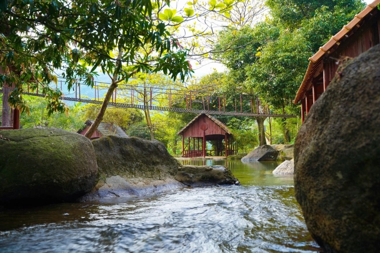 Khu Du Lịch Suối Hoa Đà Nẵng: Chốn Nghỉ Dưỡng Bình Yên Giữa Lòng Thiên Nhiên