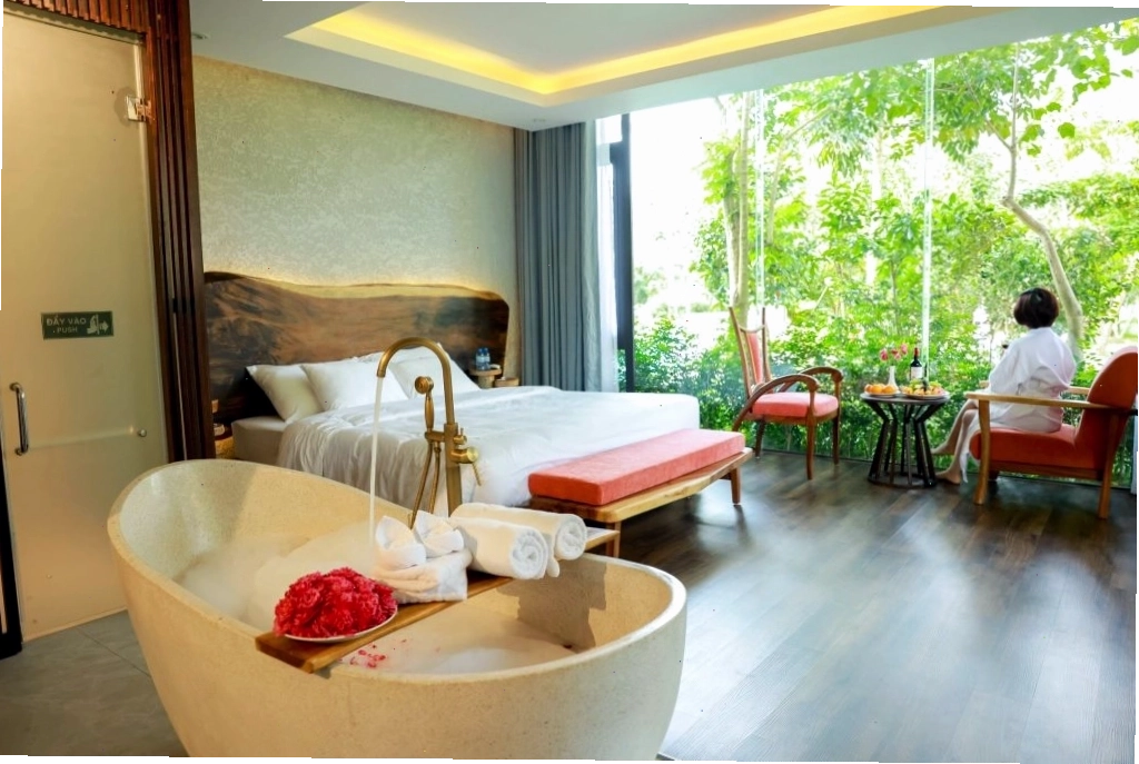 Khu nghỉ dưỡng Minawa Kênh Gà với không gian tắm khoáng nóng