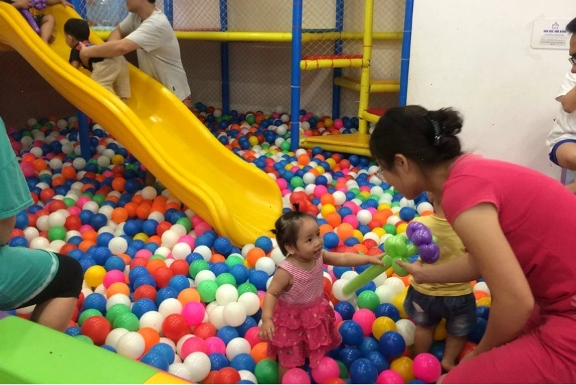 Khu nhà banh vui nhộn tại Babiland Kids Play