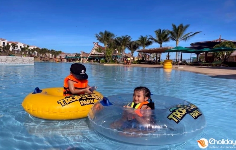 Khu vực bể bơi dành riêng cho trẻ em tại Tropicana Park