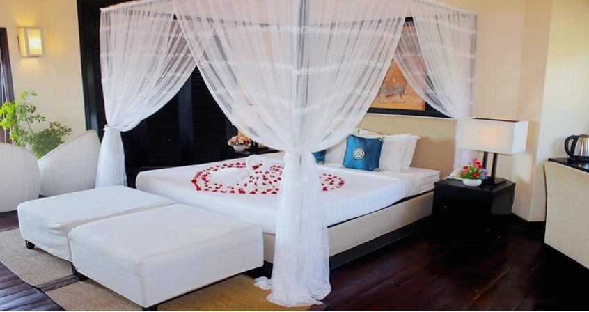 Khu vực bên ngoài của Poshanu Resort