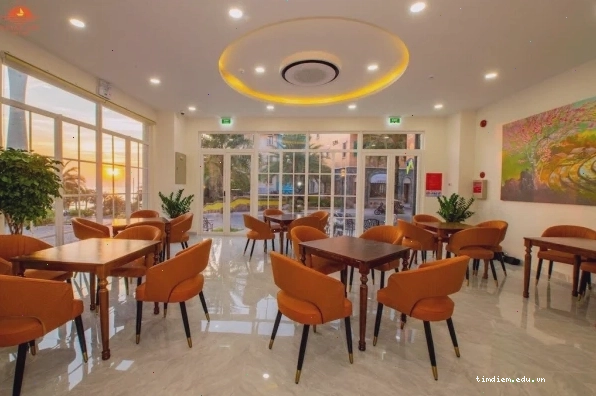 Khu vực hồ bơi tại Khách sạn Hoàng Hôn Phú Quốc