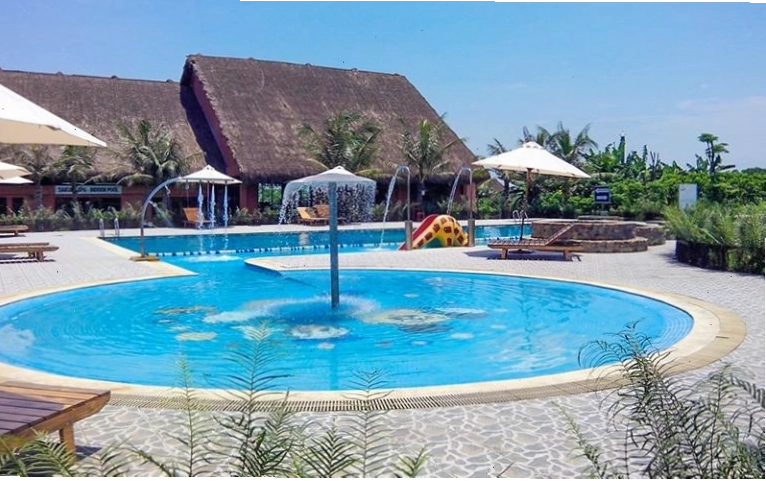 Khu vực nghỉ ngơi và cảnh quan thiên nhiên tại Cúc Phương Resort