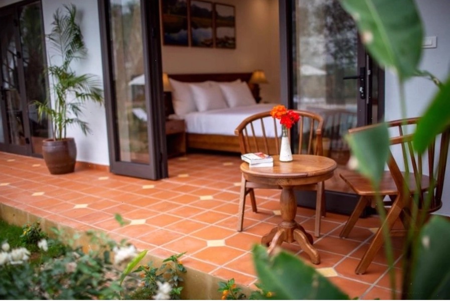 Khu vực ngoài trời được trang trí đẹp mắt