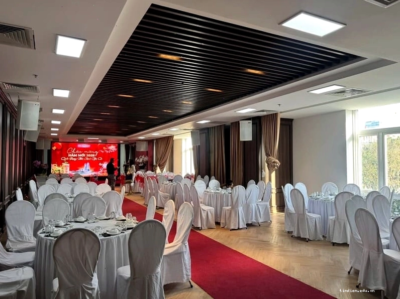 Khu vực sân vườn tại nhà hàng bếp xưa đà nẵng