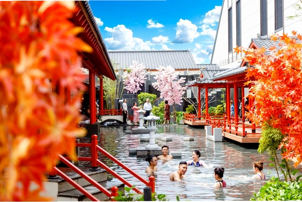 Khu vực tắm onsen tại Mikazuki