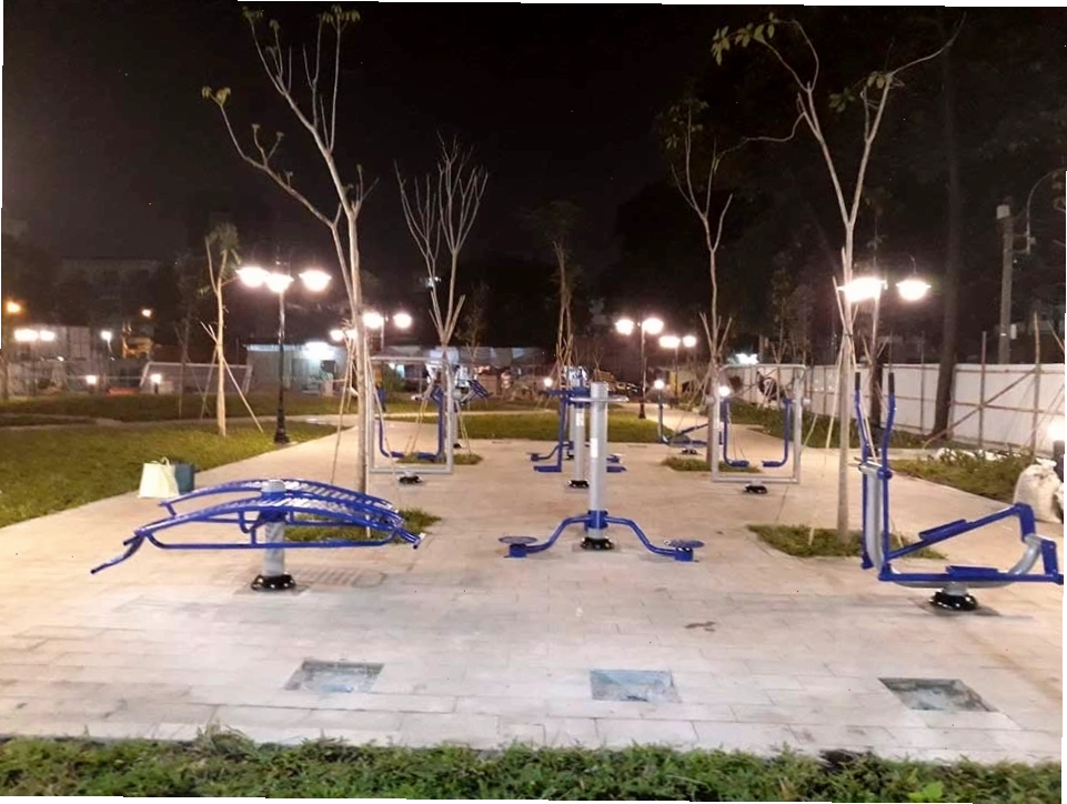 Khu vực tập luyện thể thao ngoài trời tại công viên
